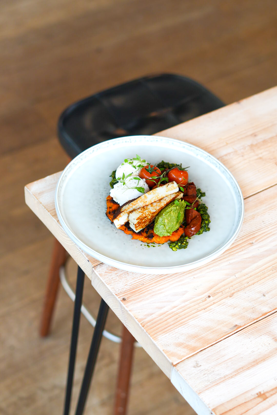 Halloumi hash overhead